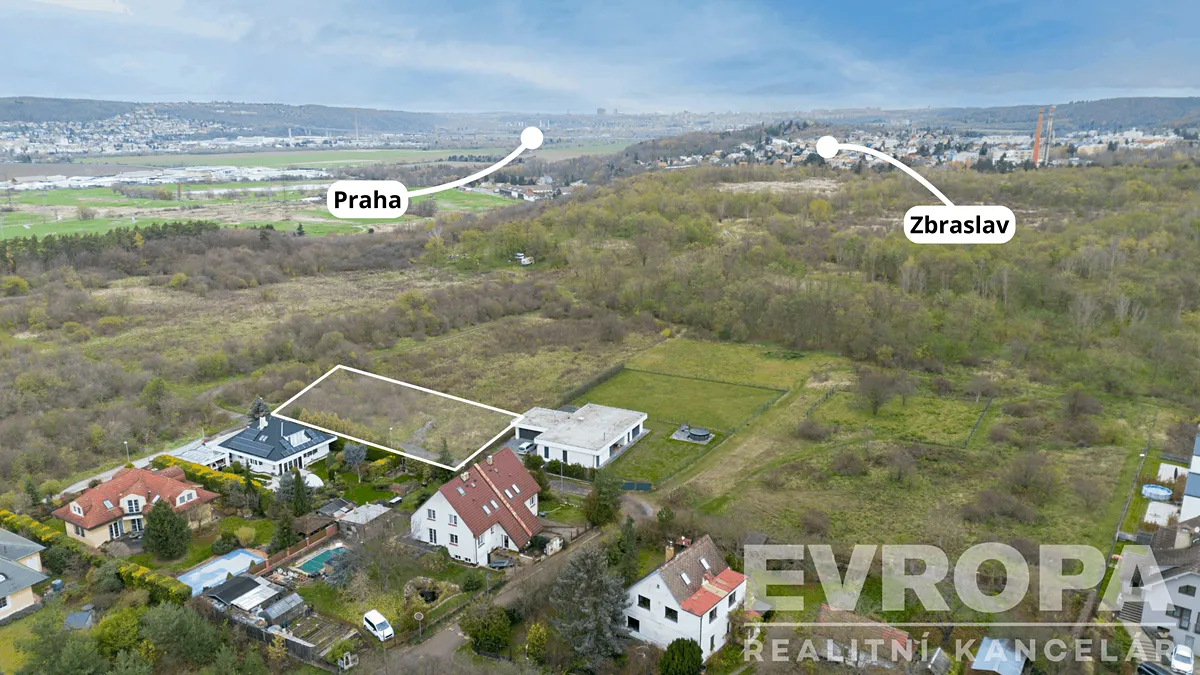 Prodej stavebního pozemku 1010 m²